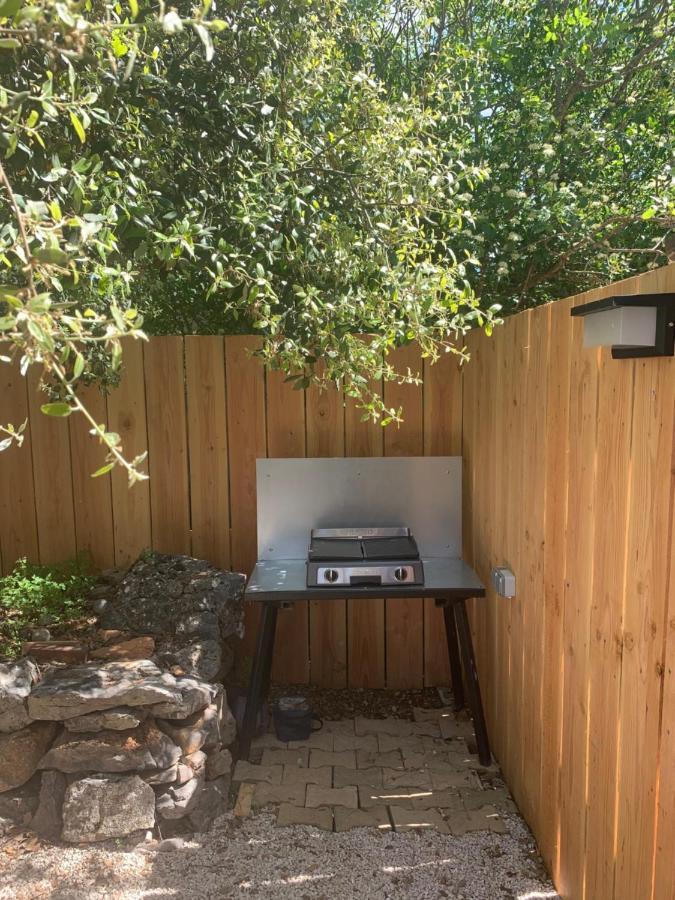 Joli Studio Independant 20M² Avec Jardin Saint-Maximin Buitenkant foto